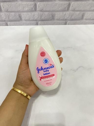 لوسیون بچه جانسون